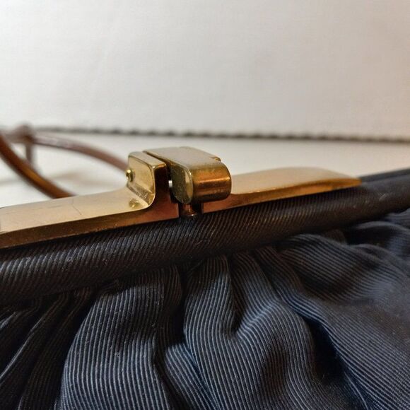 Vintage Blue Gold Tone Metal Lever Pin Wristlet/bag Cottagecore Grandmacore - Picture 10 of 14